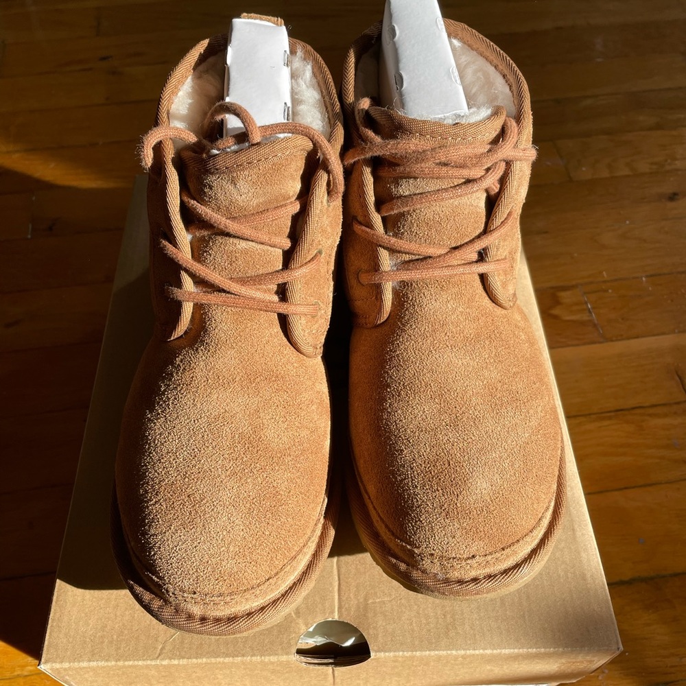 Ugg K Neumel II 5Y/7W